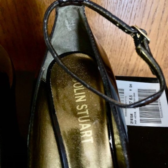 Colin Stuart Brown Patent Wedge - Picture 7 of 7